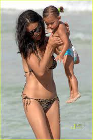 Adriana Lima: Bikini Babe in Miami!: Photo 2565621 | Adriana Lima, Bikini,  Celebrity Babies, Marko Jaric, Shirtless, Valentina Jaric Photos | Just  Jared: Entertainment News