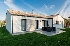 Une Maison 4 Chambres Performante Et Pratique Maison Maison Plain Pied Salon Terrasse