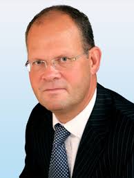 Troup expands national role