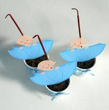 Haz letreritos bonitos que indiquen si es niña o niño, para el baby shower. Faciles Centros De Mesa Para Baby Shower De Nino Cocosetc