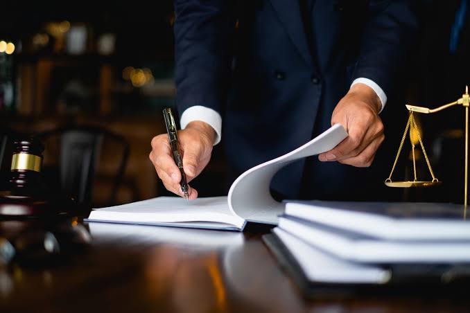 What Is Dispute Resolution in Law