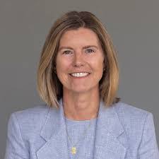 Gretchen Harding's Instagram, Twitter & Facebook