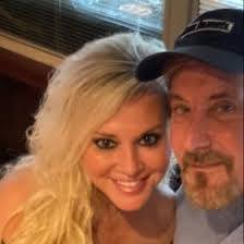 Melissa Stough's Instagram, Twitter & Facebook