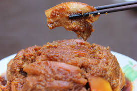 Steamed pork belly with rice powder ...