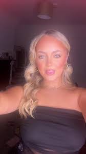 Stephanie Lua's Instagram, Twitter & Facebook