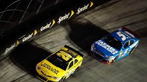 Nascar live race coverage, latest news, race results, standings, schedules, and driver stats for cup, xfinity, gander outdoors. Nascar Bristol 2013 Results Kenseth Fends Off Kahne Wins Season High Fifth Race Sbnation Com