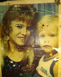 remove rip from photo of mom?