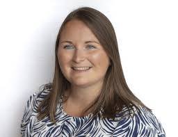 Karen Heaton's Instagram, Twitter & Facebook