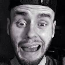 Daniel Spinks (@0spinks0)