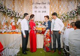 Vetnamese Betrothal Ceremony Lễ ăn Hỏi Vietnam Vietnamese Travel Culture Wedding Traditional Ceremony Rituals Weddi Wedding Wedding Ceremony Vietnam