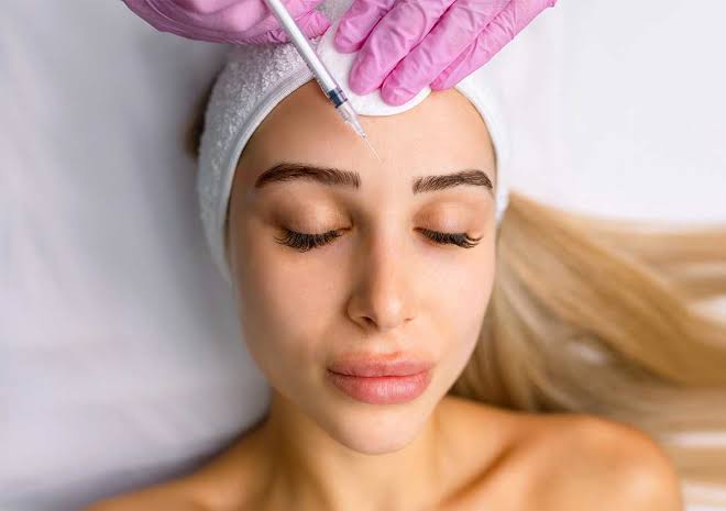 How to Find a Reliable Clinic for Radiesse Filler Injections