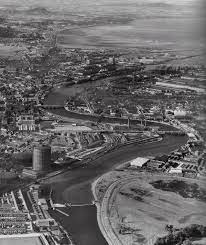 Fascinating Old Pictures Showing What Belfast Used To Look Like Old Pictures Belfast Belfast Northern Ireland