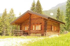 Stesso discorso per una baita o uno chalet ad alta quota che, a livello di arredamento, permette svariate soluzioni. Spunti Su Come Arredare Casa In Montagna In Stile Eco Chic Arreda Casa