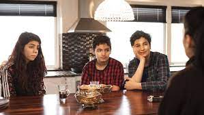 Som barn, spillede nadia nadim for gug boldklub (den ligger i. Nadia Nadims Onde Soster Fik Hende Overbevist Du Er Adopteret Vi Fandt Dig Ved Moskeen Bt Fodbold Www Bt Dk