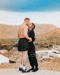 April 11 · jake paul ist wieder single! Youtuber Jake Paul Macht Beziehung Mit Nackt Model Offiziell Promiflash De