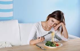 In uno studio del 2007 di blumenthal e colleghi, vengono posti a confronto quattro gruppi di persone a cui sia stato diagnosticato il disturbo depressivo maggiore. Dieta Contro La Depressione Alimenti Del Buon Umore Vivere Piu Sani
