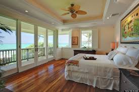 Great size living room is open to the updated kitchen with beautiful granite, updated stainless steel appliances with lots of natural light with a laundry room. Obama S Hawaii Vacation Home And The Luxury Rentals Of Kailua Huffpost Life