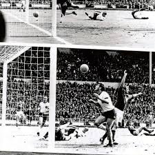 Ist der ball nachweislich nicht im tor, handelt. Nicht Im Tor Kein Tor Fussball