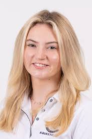 Kendall Lance's Instagram, Twitter & Facebook