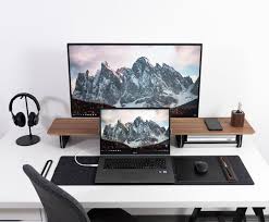 This Desk Setup Is Truly Minimal Try It With New Lggram Ad Werbung Laptop Lggra Desk Setup Home Office Setup Computer Desk Setup