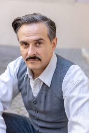 Dunaj, k vašim službám (2023)