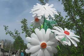 Kemudian kerajinan tangan semacam kayak apa yang dapat kita bikin. Bunga Buatan Diy Dari Botol Plastik Orkid Chamomile Rose Lily Poppy Dan Tulip Dari Botol Plastik