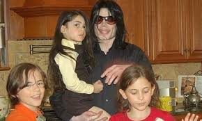 Prince michael i and paris jackson. Michael Jackson S Empire Is In Financial Freefall But Are Family Members Using His Children S Pain Daily Mail Online