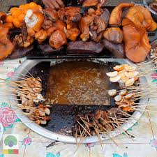 Simply browse food near me on the map below and find food available in your area. Streetfood Around The World Backpack Me Burmese Food Food Street Food