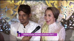 Instagram59, mawar fareeda, mawar rashid dan kekasih 2016, mawar fizo, ibu mawar rashid, mawar rashid wiki, mawar rashid drama, mawar rashid accident11, mawar rashid masuk uitm, dewi remaja, mawar rashid bertudung, bahkan sampai nombor telefon bimbit daripada mawar rashid juga ramai. Kenal Ke Bersama Mawar Rashid Dan Suami Youtube