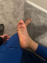 Goddess Rosita 🇲🇽 on X: sweaty Latina feet t.co0g5Md3ghX2  X