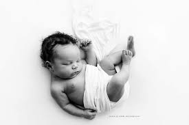 Curly Haired Newborn Baby | Gainesville Virginia Newborn Photographer