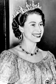She remains politically neutral and hence, doesn't cast a vote. Datei Queen Elizabeth Ii 1953 Dress Jpg Wikipedia