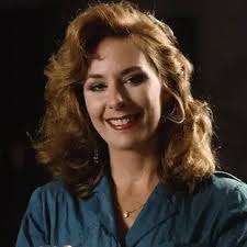 Paige O'Hara: Age, Net Worth, Relationships & Bio