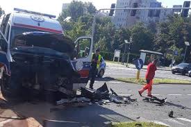 Została potrącona przez kierowcę autobusu. Katowice Grozny Wypadek Z Udzialem Ambulansu Zawinil Kierowca Karetki Slaskie Eska Pl