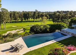 At our site, we make do without conventional marketing, thus running the risk of being inaccessible to potential customers. 12 95 Million Country Club Home In Pacific Palisades Ca Homes Of The Rich