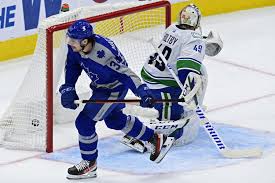 While other fanbases have had the fun of discovering their team's jersey, islanders fans have had a tough time figuring out what there's would look like. Matthews Scores In 7th Straight Leafs Beat Canucks 5 1