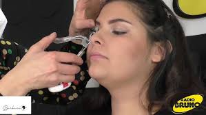 Pillole di Stile make-up edition: il trucco con rossetto rosso di Valentina!