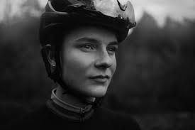 Jenny revealed that she was part of a new team that she had created, team 31, and that they had the support of specialized, shimano and thule. Team 31 Facebook