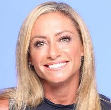 Kari Cornett's Instagram, Twitter & Facebook