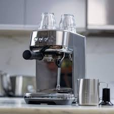 Sage bambino plus espresso maker, £399. Best Espresso Machines 2021 For Home Baristas A Guide To Select The Right Espresso Maker For You Batch Coffee Uk Speciality Coffee Subscription