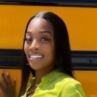 Ms. Peachy Williams (@teacherbae_miami)