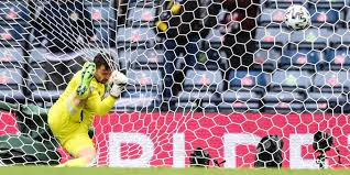 Patrik schick ha segnato un gol alla maradona a glasgow nella prima gara della repubblica ceca contro la scozia negli europei 2021. H2y7riifvln7dm