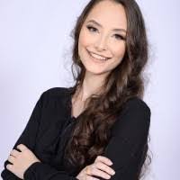 Patricia Nitz's Instagram, Twitter & Facebook