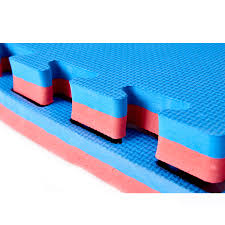 It helps fine tune a karateka's body mechanics, including muscle memory, needed to execute martial arts techniques. Karate Tatami Judo Matten Boden Matten Kickboxen Matten Buy Judo Fussmatten Kickboxen Matten Karate Tatami Matten Product On Alibaba Com