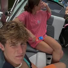 Adam Madej (@adam_madej35) • Instagram photos and videos