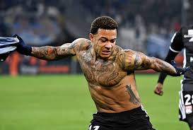 When memphis depay was named biggest talent of the dutch eredivisie in 2015, his price was a cruyff court (a very neat artificial grass court from the cruyff foundation), built wherever he liked. Memphis Depay Mil Grau Home Facebook