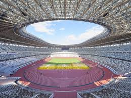 かつて国立霞ヶ丘競技場陸上競技場（旧国立競技場）の施設内に存在した 秩父宮記念スポーツ博物館 は、新デザインの募集では「ホスピタリティ機能」の中に含まれ設置が想定されているものの、開場時点では設置されず、 足立区 綾瀬 の仮事務所にて業務を行っている。 å›½ç«‹ç«¶æŠ€å ´ 3å¹´ã®å·¥æœŸçµ‚ãˆå®Œæˆ ãƒ¦ãƒ‹ãƒãƒ¼ã‚µãƒ«ãƒ‡ã‚¶ã‚¤ãƒ³ æš'ã•å¯¾ç­–ã‚‚ ã‚·ãƒ–ãƒ¤çµŒæ¸ˆæ–°èž