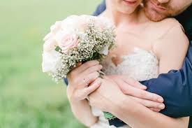 Dieses hochzeitskleid ist ein wirklich traumhaftes und wunderschönes kleid. Brautkleider Preise Was Kostet Ein Kleid Senorita De