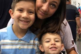 Heather Delbert's Instagram, Twitter & Facebook