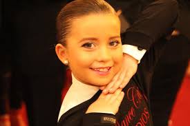 Ava Edwards & Cassidy Saunders